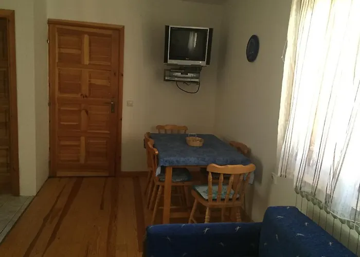 Avlijas דירה יהורינה